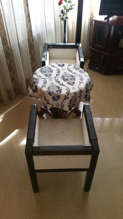 Family Pension Arad Bagian luar foto